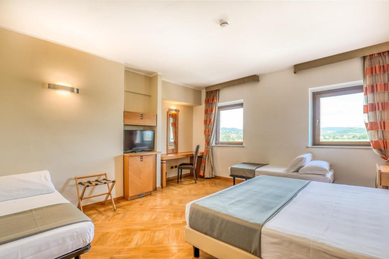 Deluxe Family Suite,1246775131:JPEG